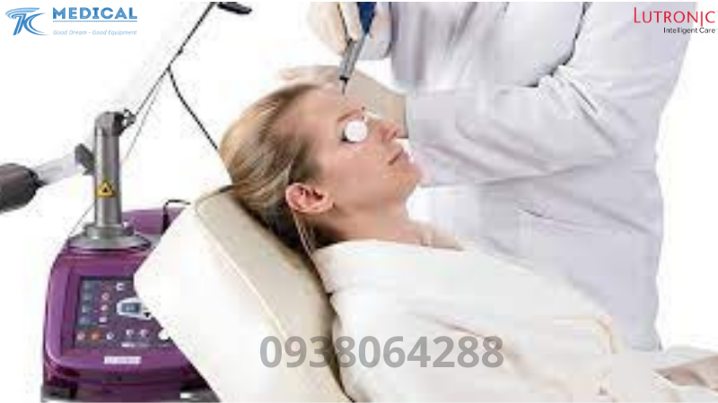 Laser Erbuim YAG Action II và ứng dụng trong da liễu
